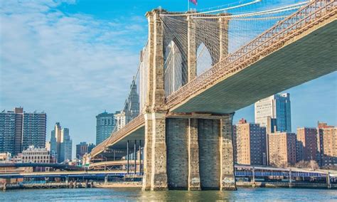  A Ponte do Brooklyn: Um Ícone Artístico e Uma Jornada Histórica Inesquecível!