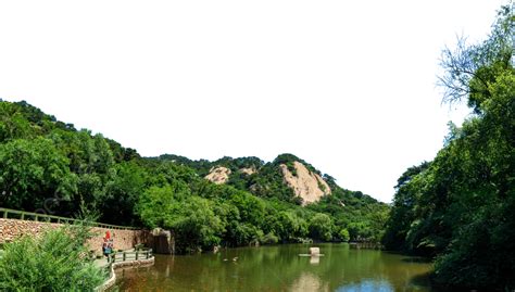  Qianshan Scenic Area: Uma Joia Geológica e um Paraíso para Aventuras ao Ar Livre!